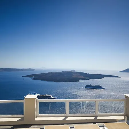 Lava On The Cliff Appartamento