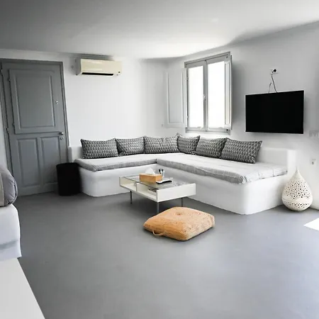 Lava On The Cliff شقة ثيرا