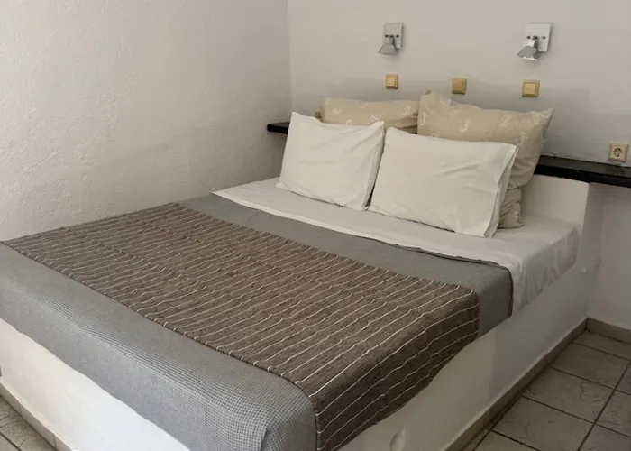 Apartament Lava On The Cliff Fira (Santorini)