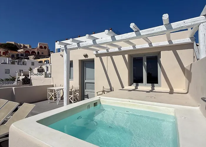 Lava On The Cliff Apartament