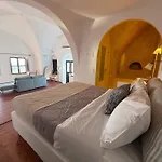 Lava On The Cliff Apartment *