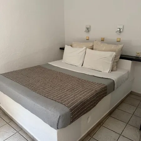 Appartement Lava On The Cliff Fira (Santorini)