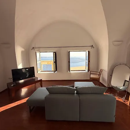 Lava On The Cliff * Fira (Santorini)