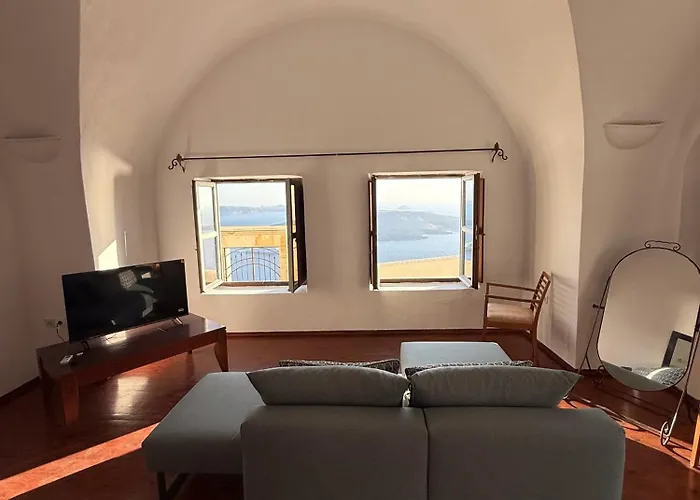 Lava On The Cliff * Fira (Santorini)